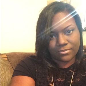 Meet your Posher, Kristin